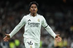 队报:丰塞卡已说服恩德里克加盟里昂 皇马要求有租借费