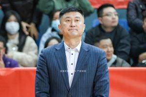 媒体人:赛会没有比广东全运男篮更深厚的球队了 但也不能随便打