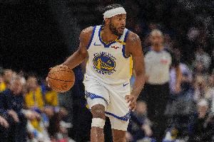 穆迪:当你努力防守/抢板/跑动时 很多时候你会发现自己处于空位