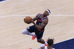 没卡没登没……没戏!卡登缺战 比尔14中2“怒砍”5分 正负值-23